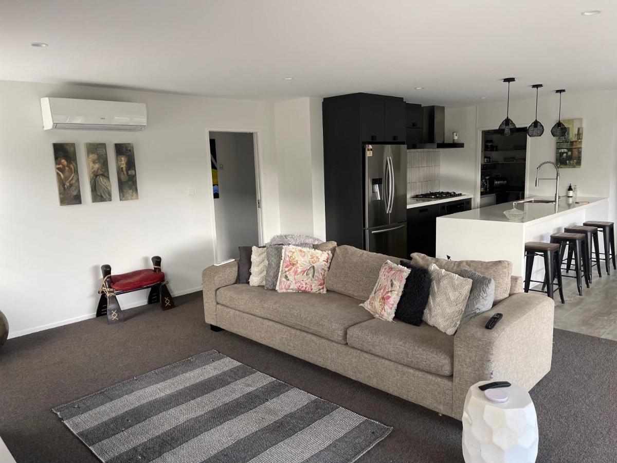 טאורנגה Lakes Executive Suites מראה חיצוני תמונה